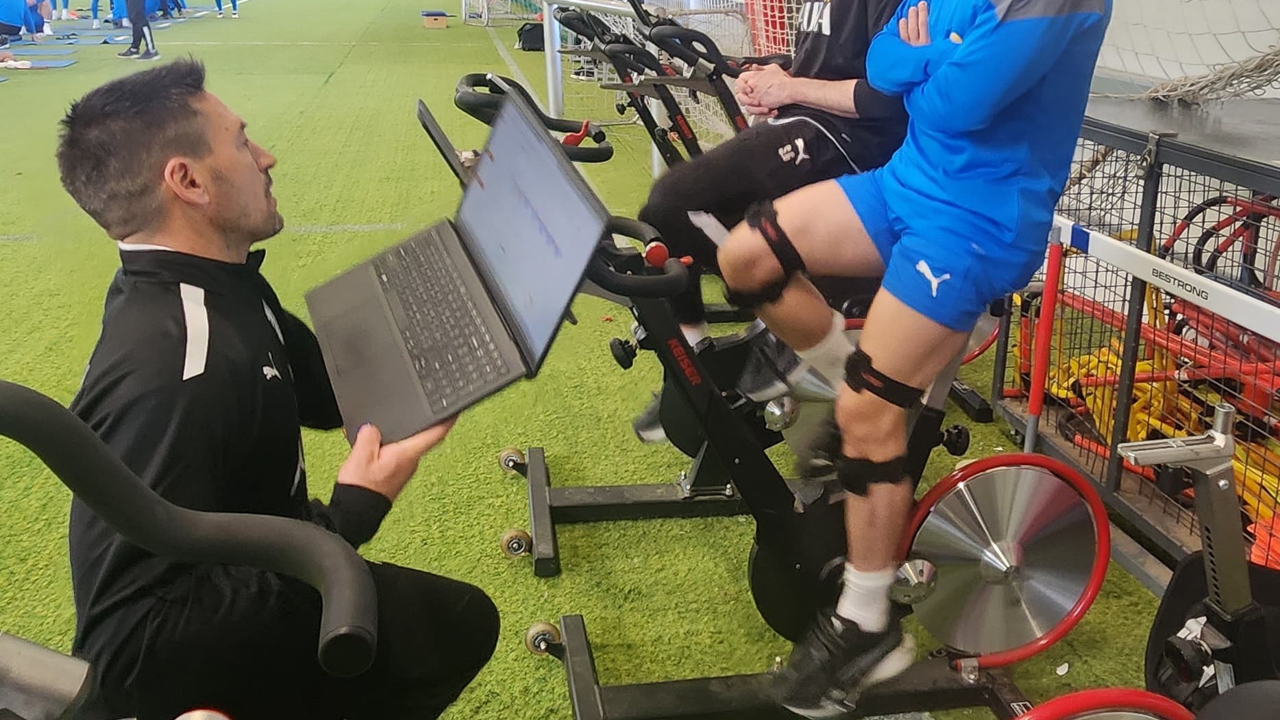 Israel national team footballer training at home with TropX knee sensors